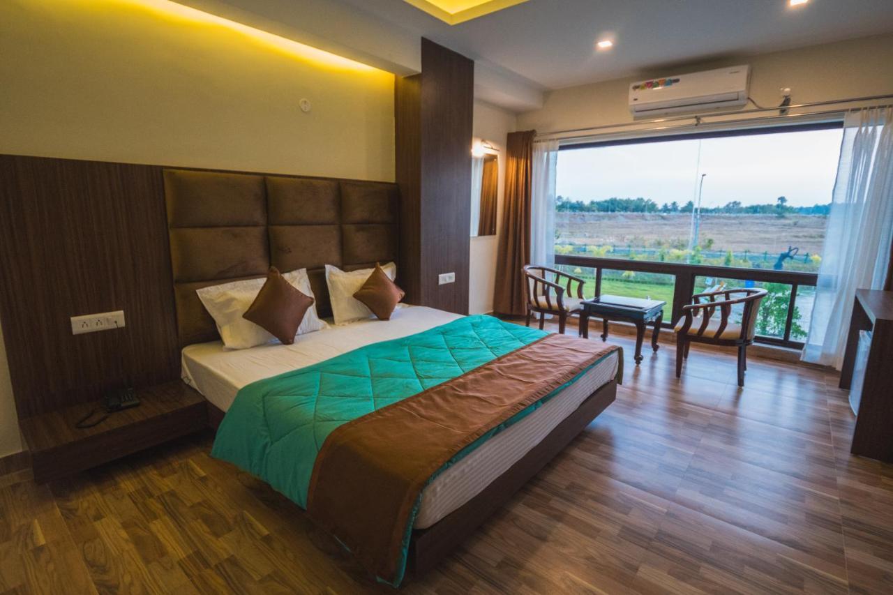La Vita Nuova Resort&Spa Shaugaon Exterior foto